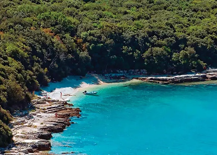 Apartment One-bedroom In Pula