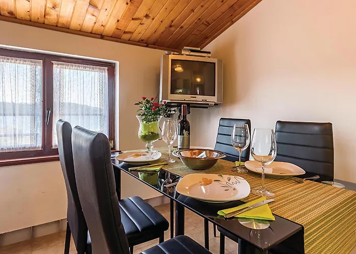 One-bedroom In 풀라